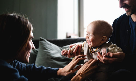 Bonding: So klappt eine starke Bindung zwischen Eltern und Baby